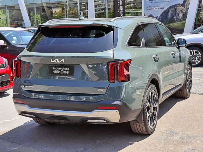 KIA SORENTO 2024