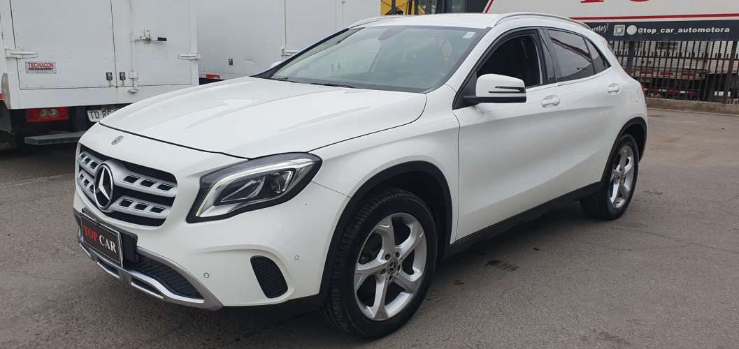 Mercedes Benz GLA200 2019