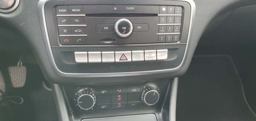 Mercedes Benz GLA200 2019