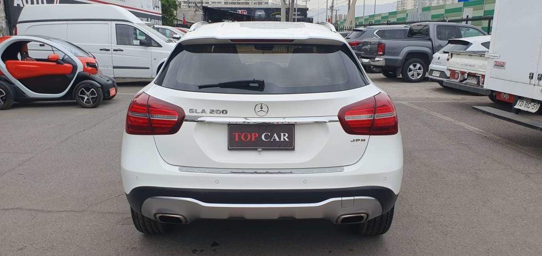 Mercedes Benz GLA200 2019