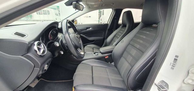 Mercedes Benz GLA200 2019