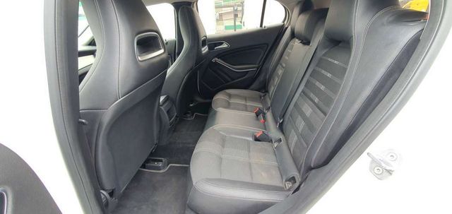 Mercedes Benz GLA200 2019