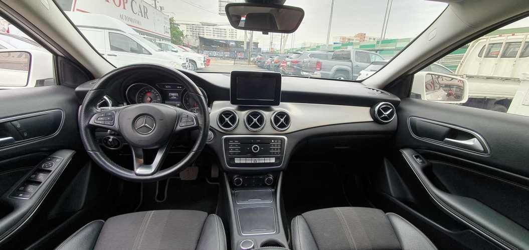 Mercedes Benz GLA200 2019