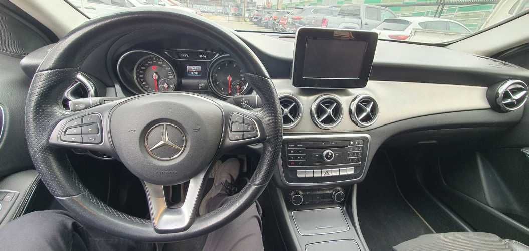 Mercedes Benz GLA200 2019