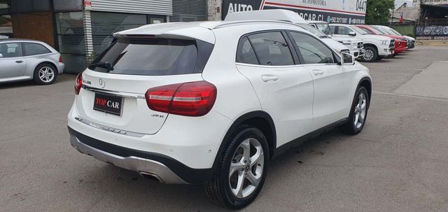 Mercedes Benz GLA200 2019