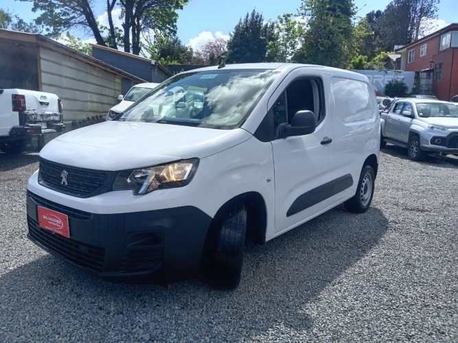 PEUGEOT PARTNER 2021