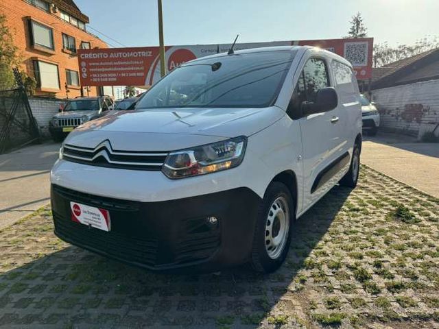 CITROËN BERLINGO DIESEL 1.5 MEC 6 VEL UNICO DUEÑO 2024