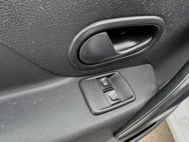 RENAULT SYMBOL EXPRESSION 1.6 MEC 2015