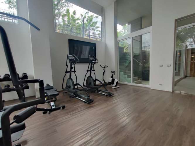 Av. Perú 1268 [2506-1]