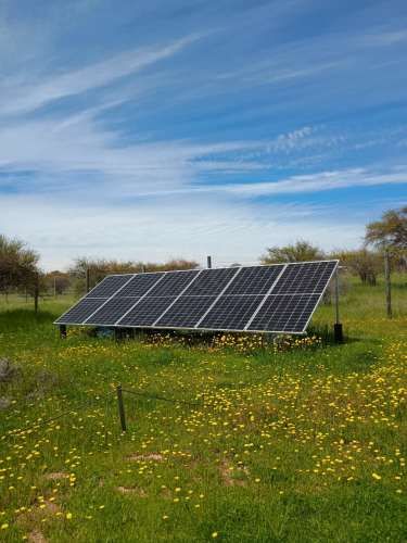 VENTA DE TERRENO CON CASA AMOBLADA
