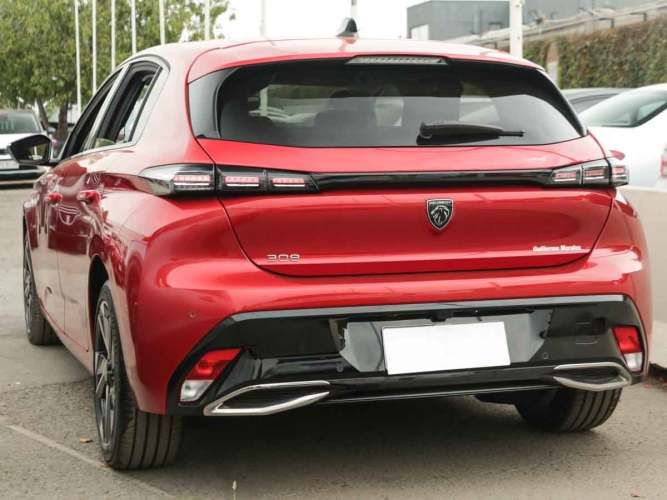 Peugeot  Allure Puretech 130 Eat8