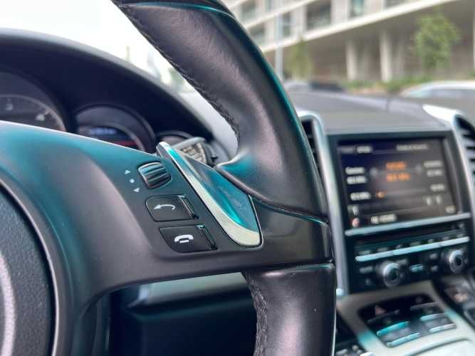 PORSCHE CAYENNE DIESEL 3.0 2014