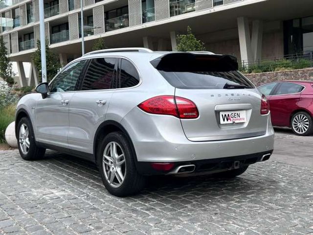 PORSCHE CAYENNE DIESEL 3.0 2014