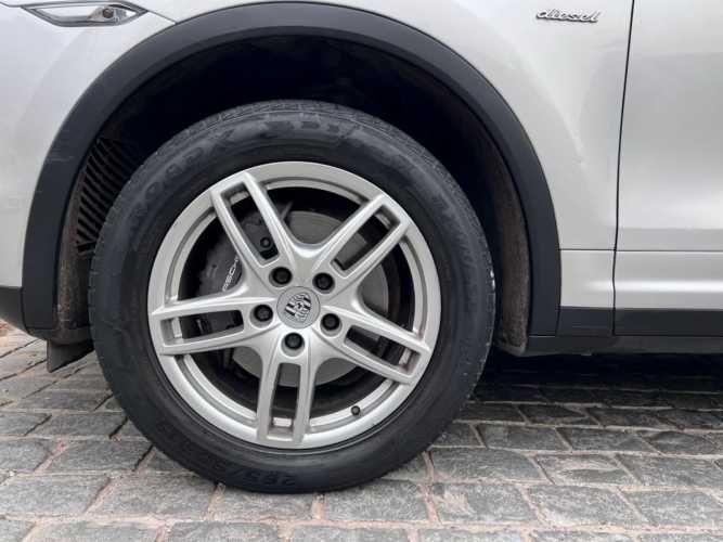 PORSCHE CAYENNE DIESEL 3.0 2014