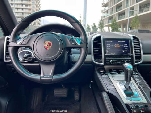 PORSCHE CAYENNE DIESEL 3.0 2014
