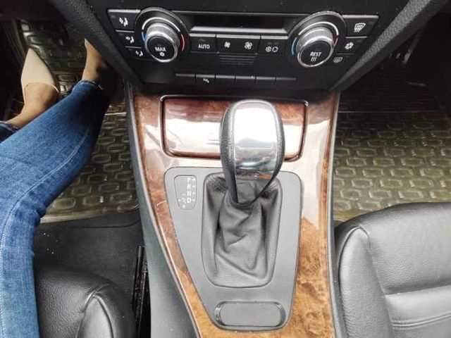 BMW 330  CIA 2009