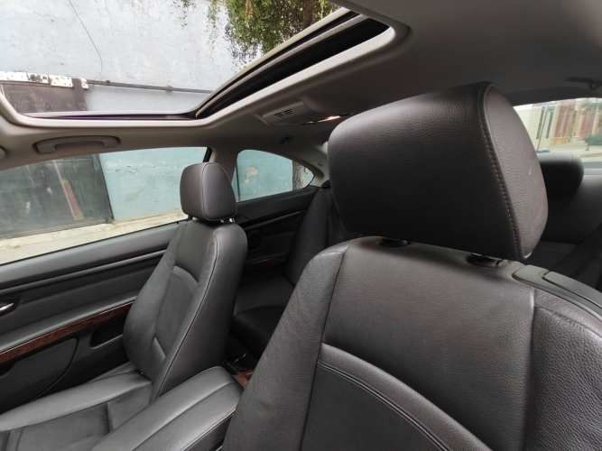 BMW 330  CIA 2009