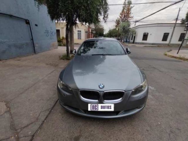 BMW 330  CIA 2009