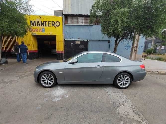 BMW 330  CIA 2009