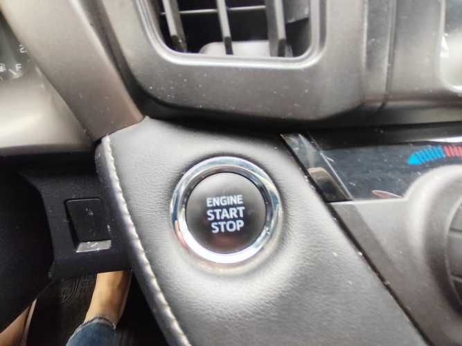 TOYOTA RAV 4  2.0 CVT AUTO LUJO 2018