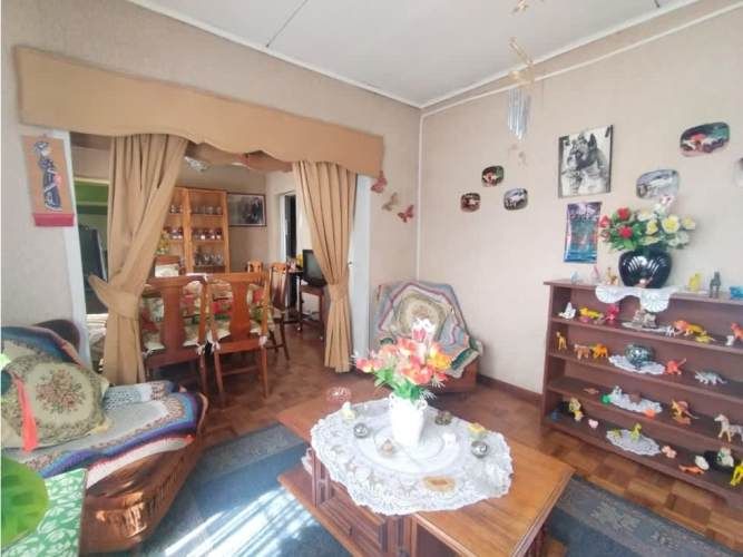 SE VENDE CASA EN VILLA ALEMANA