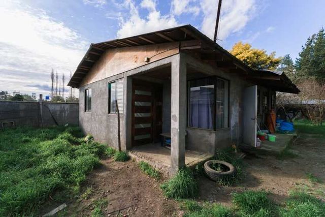  Casa en Venta – Calle José Toulett, Yumbel Estación