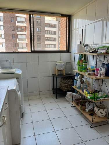 AMPLIO DEPTO 3DORM MAS SERVICIO Y 2 ESTACIONAMIENTOS