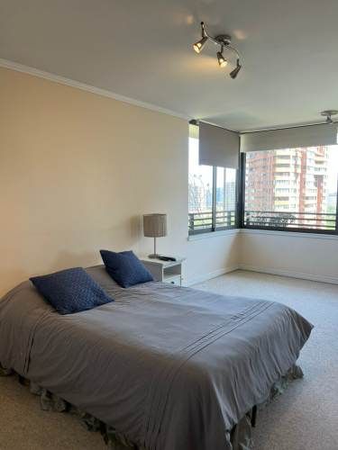 AMPLIO DEPTO 3DORM MAS SERVICIO Y 2 ESTACIONAMIENTOS