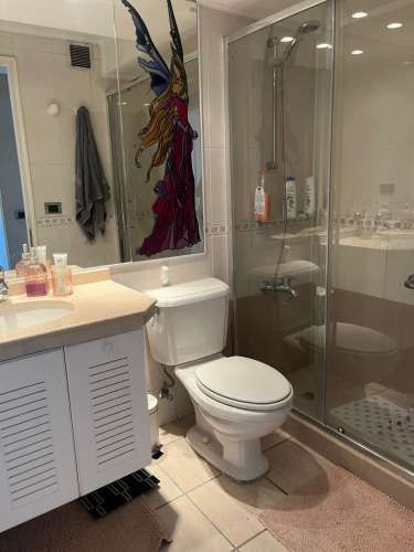 AMPLIO DEPTO 3DORM MAS SERVICIO Y 2 ESTACIONAMIENTOS