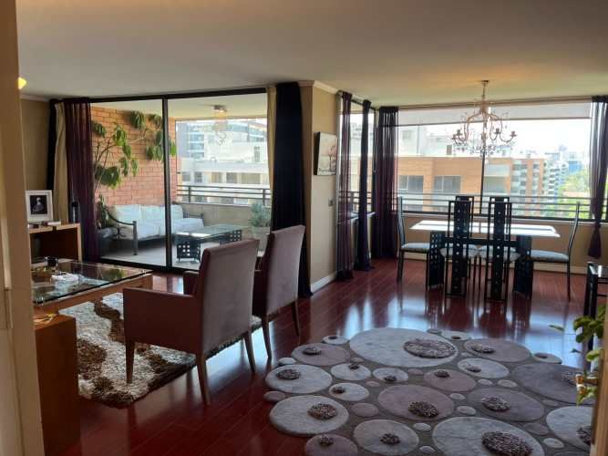 AMPLIO DEPTO 3DORM MAS SERVICIO Y 2 ESTACIONAMIENTOS