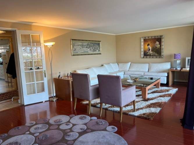 AMPLIO DEPTO 3DORM MAS SERVICIO Y 2 ESTACIONAMIENTOS