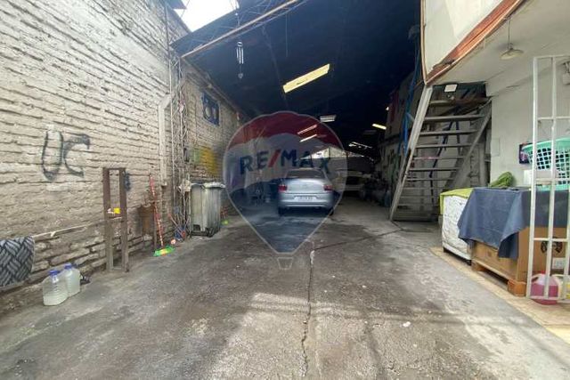 Invierte en un galpón en quinta normal