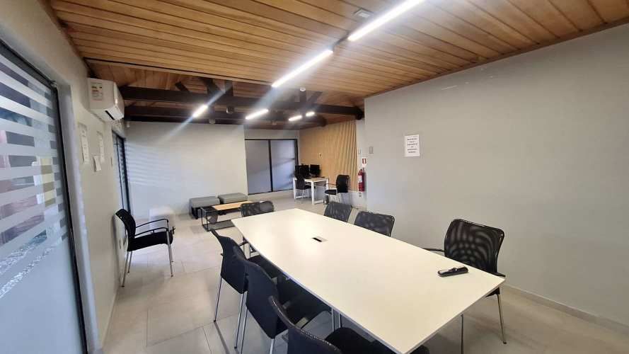 SE ARRIENDA CASA CON ENFOQUE COMERCIAL