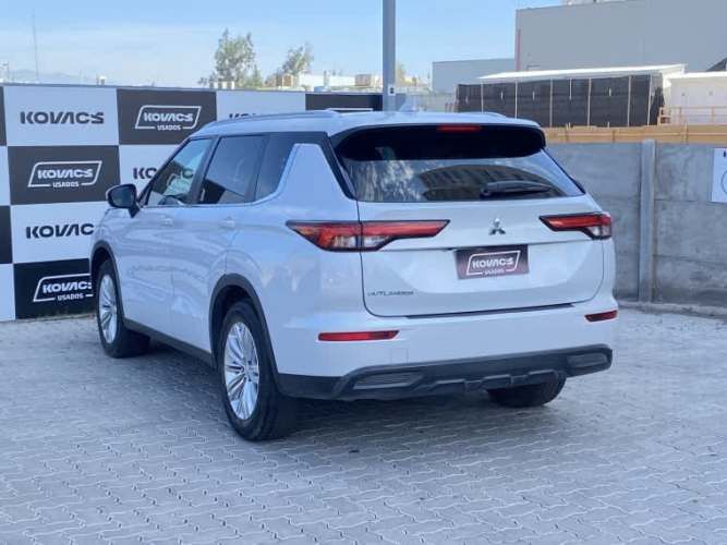 Mitsubishi Outlander 2.0 At 4x2 2022