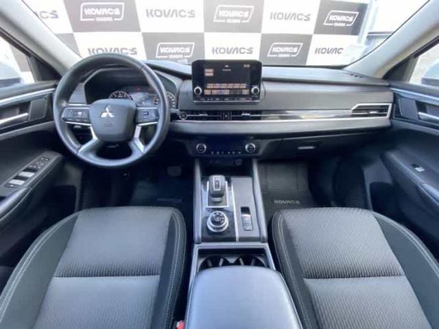 Mitsubishi Outlander 2.0 At 4x2 2022