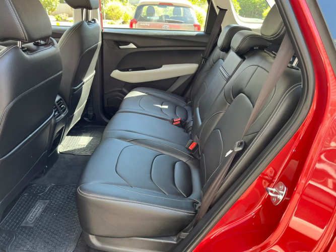 Chevrolet Captiva 1.5T Premier CVT P2 (2024)