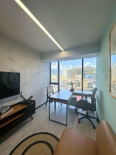 Oficina En Arriendo En Studio Work Mirando Al Parque Ecuador