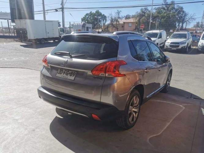 PEUGEOT 2008 2017