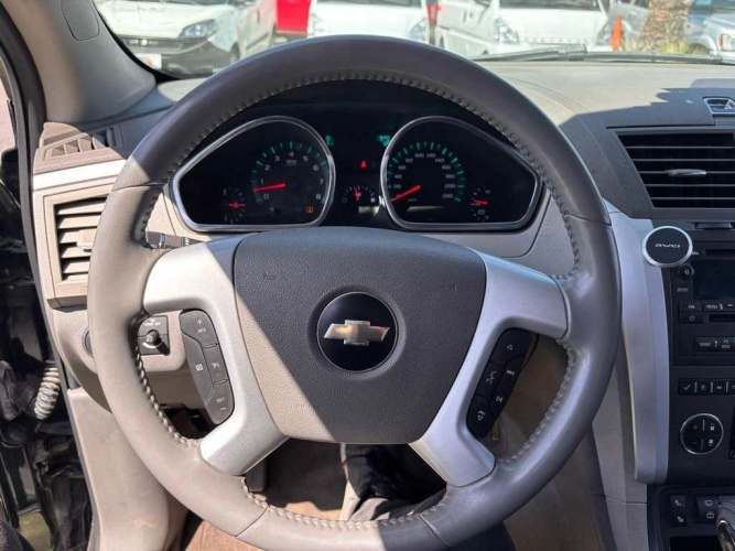 CHEVROLET TRAVERSE 2011