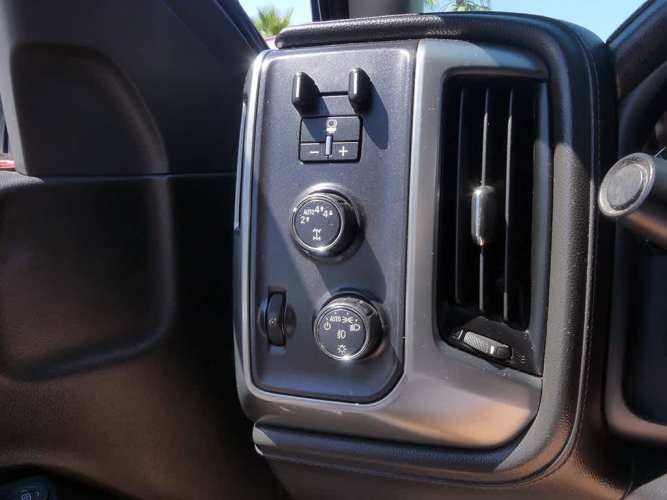 CHEVROLET SILVERADO 2019