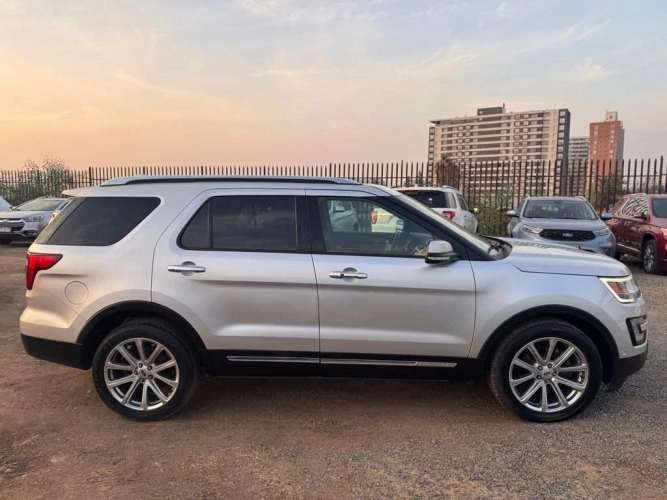FORD EXPLORER 2017