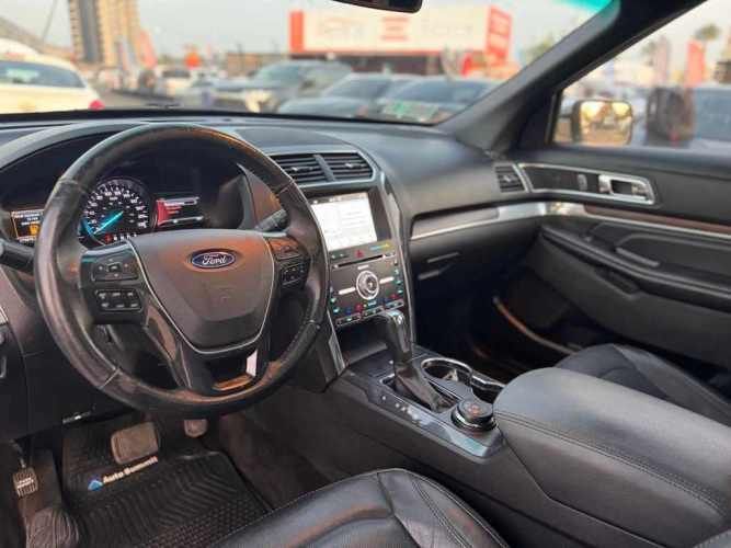 FORD EXPLORER 2017