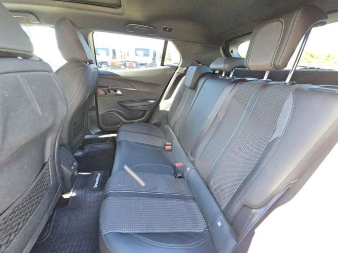 PEUGEOT 2008 2022