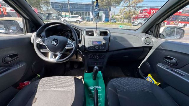 Renault Symbol  Zen 1.6 MT (2022)