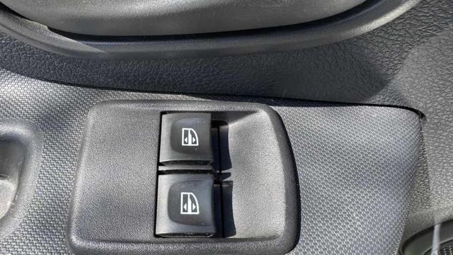 Renault Symbol  Zen 1.6 MT (2022)