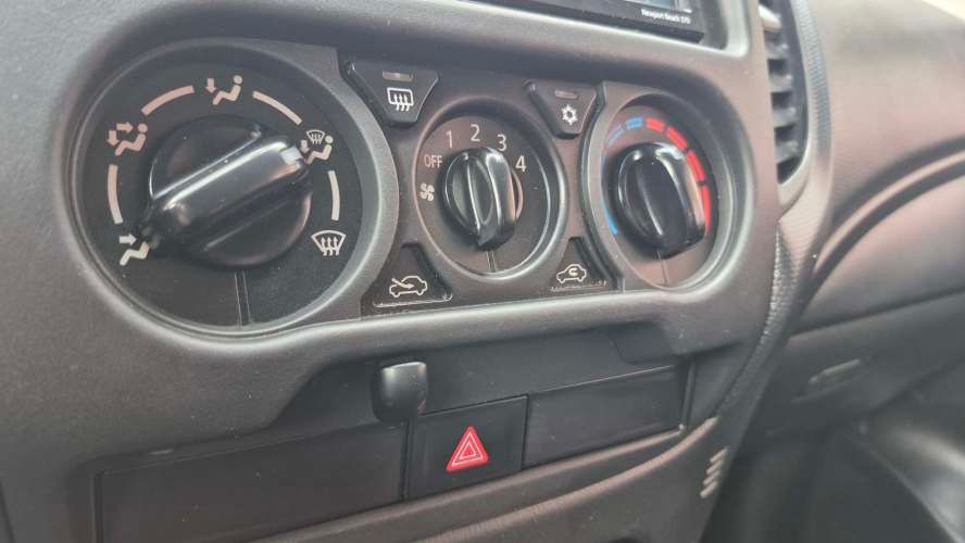 MITSUBISHI L200 KATANA 4X4 2023