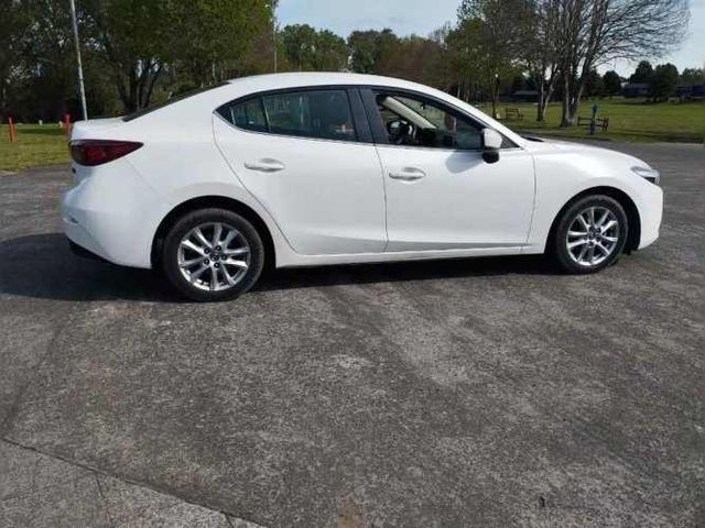 MAZDA 3 SEDAN 2019