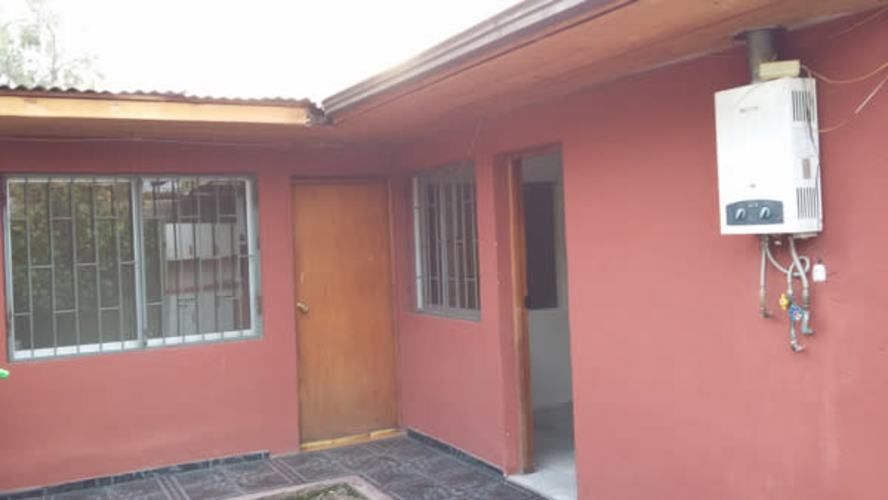 Arriendo Casa Interior (Cercano Metro Pedrero)
