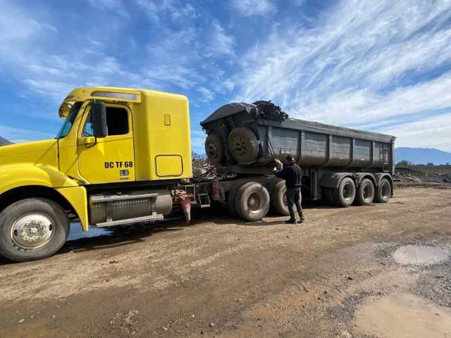 CAMION COLUMBIA Freightliner CL120 DIRECT 4