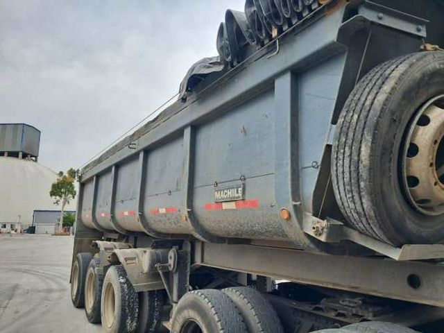 CAMION COLUMBIA Freightliner CL120 DIRECT 4